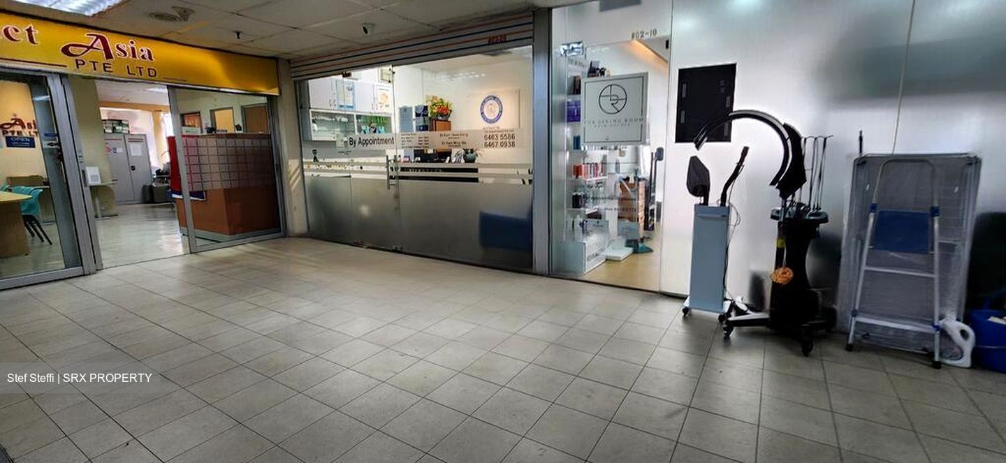 Beauty World Plaza (D21), Shop House #618742361